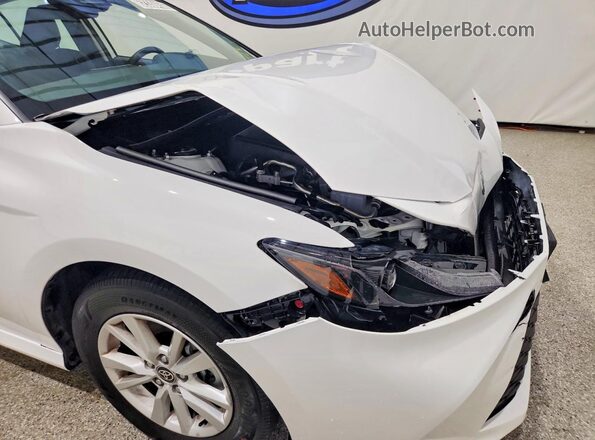 4T1DAACK5SU595484 2025 TOYOTA CAMRY Белый Вид задней части салона