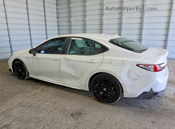 4T1DAACK5SU616463 2025 TOYOTA CAMRY White Rear left