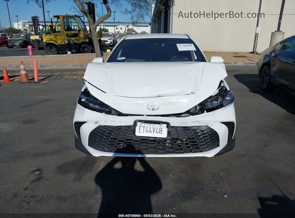 4T1DAACK5SU642223 2025 TOYOTA CAMRY White Սարքավորումների վահանակի տեսք