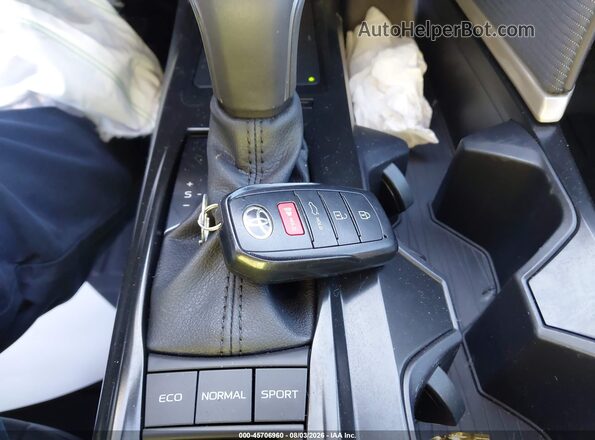 4T1DAACK5SU642223 2025 TOYOTA CAMRY White Առջևի վահանակի տեսք