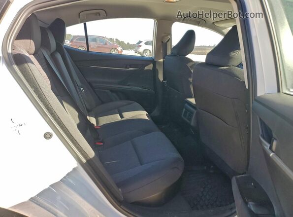 4T1DAACK5SU644490 2025 TOYOTA CAMRY White Rear seats view