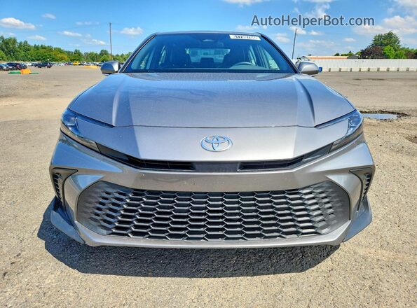 4T1DAACK5TU661484 2026 TOYOTA CAMRY Silver Widok z przodu