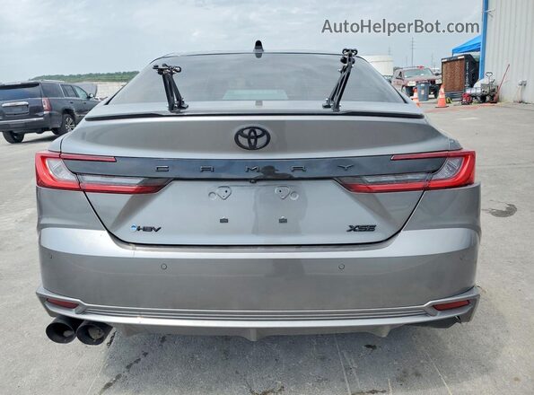 4T1DAACK5TU681380 2026 TOYOTA CAMRY Gray Հետևի տեսք