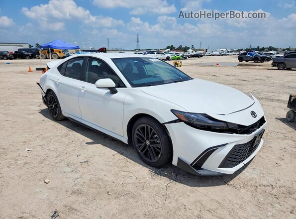 4T1DAACK5TU712756 2026 TOYOTA CAMRY Белый Передняя правая четверть