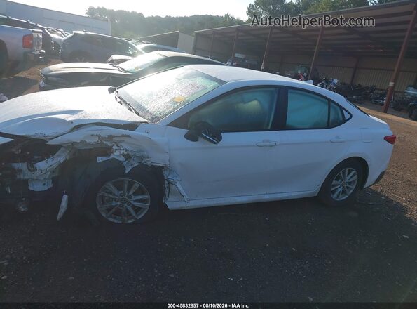 4T1DAACK5TU733221 2026 TOYOTA CAMRY White 360 interior view
