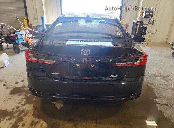 4T1DAACK6SU039085 2025 TOYOTA CAMRY Black უკანა ხედი