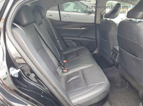 4T1DAACK6SU072085 2025 TOYOTA CAMRY Black Հետևի նստատեղերի տեսք
