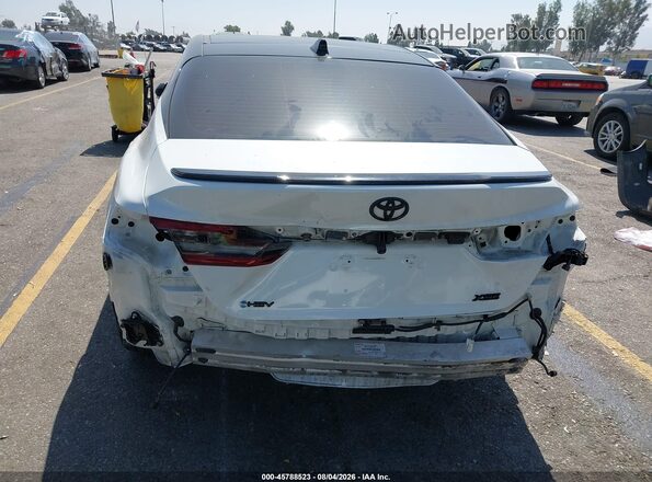 4T1DAACK6SU105098 2025 TOYOTA CAMRY White Դիմացի տեսք