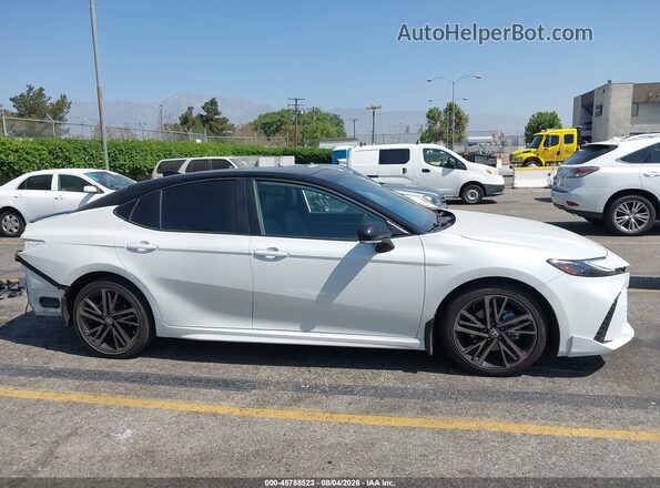 4T1DAACK6SU105098 2025 TOYOTA CAMRY White Սալոնի 360 աստիճան տեսք