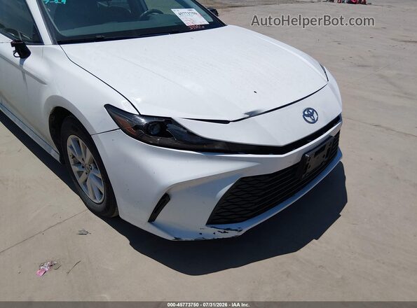 4T1DAACK6SU122547 2025 TOYOTA CAMRY White Widok z przodu