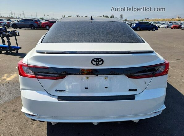 4T1DAACK6SU171635 2025 TOYOTA CAMRY Белый Вид сзади