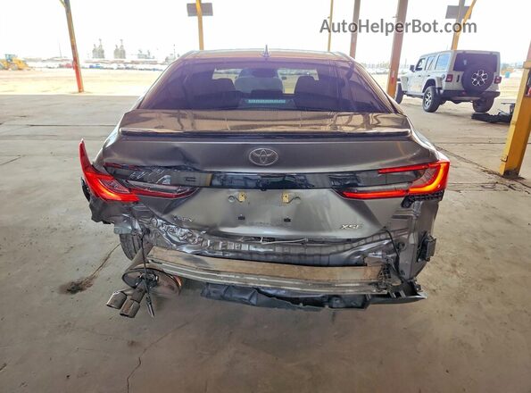 4T1DAACK6SU501466 2025 TOYOTA CAMRY Gray უკანა ხედი