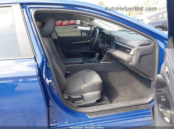 4T1DAACK6TU257416 2026 TOYOTA CAMRY Blue Вид салону спереду