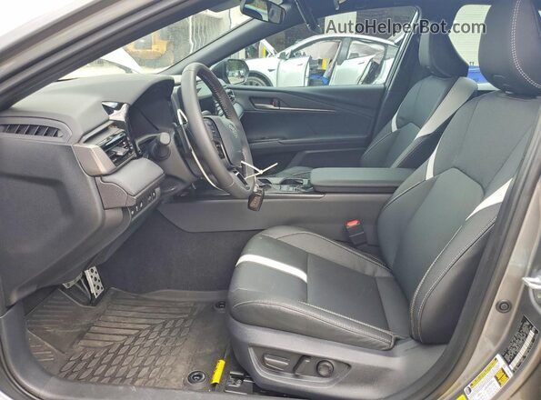 4T1DAACK6TU311653 2026 TOYOTA CAMRY Gray Front interior view