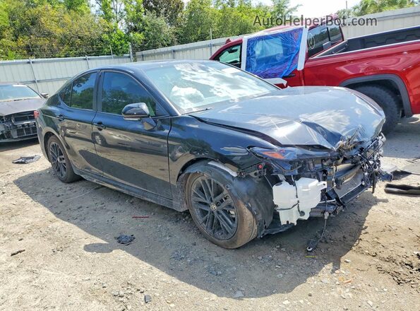 4T1DAACK6TU727704 2026 TOYOTA CAMRY Черный Передняя правая четверть