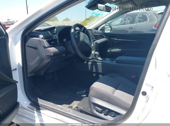 4T1DAACK6TU755065 2026 TOYOTA CAMRY White Вид салону спереду