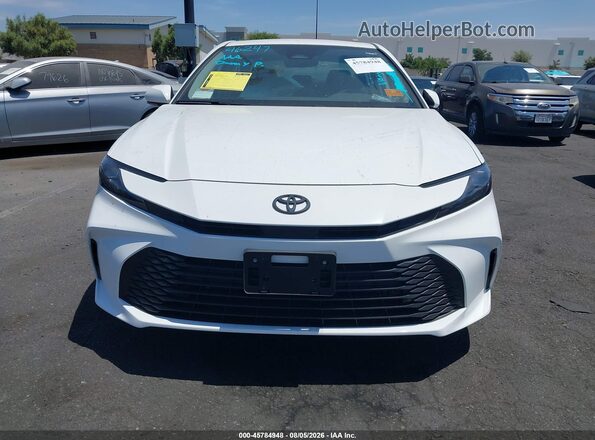 4T1DAACK6TU755065 2026 TOYOTA CAMRY White Вид задньої частини салону