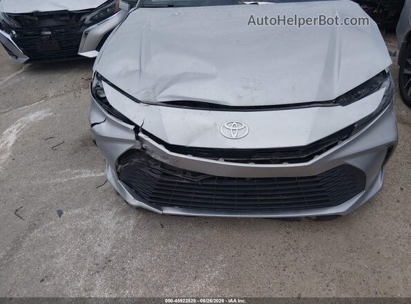 4T1DAACK7SU055649 2025 TOYOTA CAMRY Серебряный Вид спереди