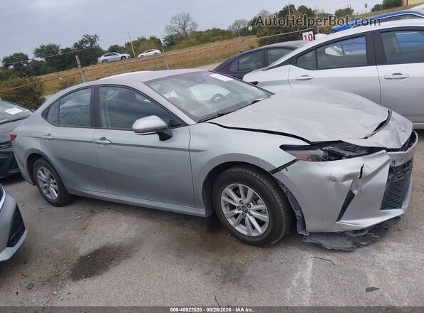 4T1DAACK7SU055649 2025 TOYOTA CAMRY Серебряный Вид задней части салона