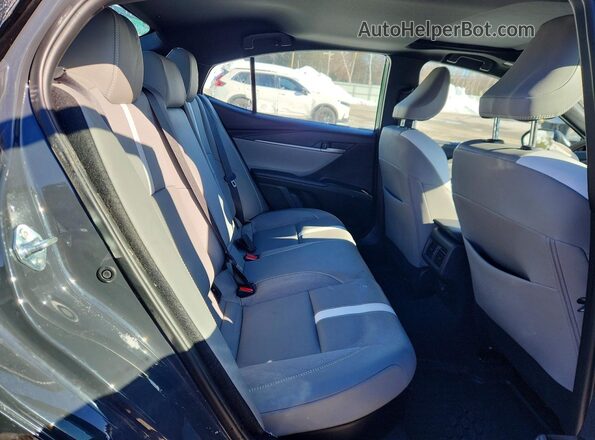 4T1DAACK7SU138661 2025 TOYOTA CAMRY Gray Widok tylnych siedzeń