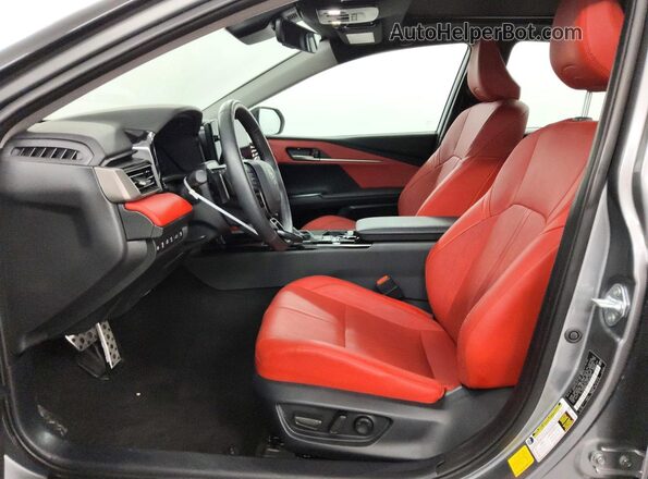 4T1DAACK7SU515750 2025 TOYOTA CAMRY Серый Вид салона спереди