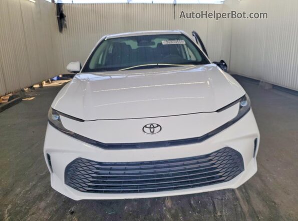 4T1DAACK7TU242178 2026 TOYOTA CAMRY White Front view
