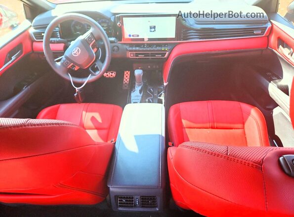 4T1DAACK7TU277156 2026 TOYOTA CAMRY Red Вид панелі приладів