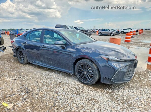 4T1DAACK8SU041047 2025 TOYOTA CAMRY Gray Przód prawy