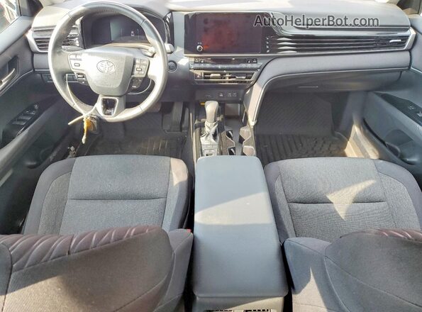 4T1DAACK8SU045776 2025 TOYOTA CAMRY Red Vista del salpicadero