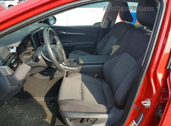 4T1DAACK8SU045776 2025 TOYOTA CAMRY Red Vista interior delantera