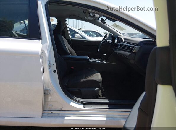4T1DAACK8SU134957 2025 TOYOTA CAMRY White Vista interior delantera