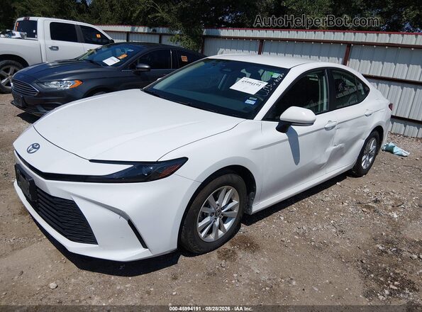 4T1DAACK8SU134957 2025 TOYOTA CAMRY White Vista tres cuartos delantera izquierda