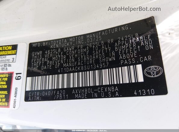 4T1DAACK8SU134957 2025 TOYOTA CAMRY White Vista del compartimento del motor