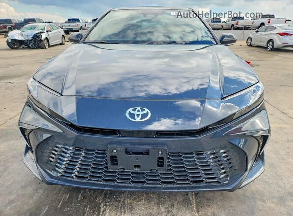 4T1DAACK8SU168607 2025 TOYOTA CAMRY Gray Դիմացի տեսք