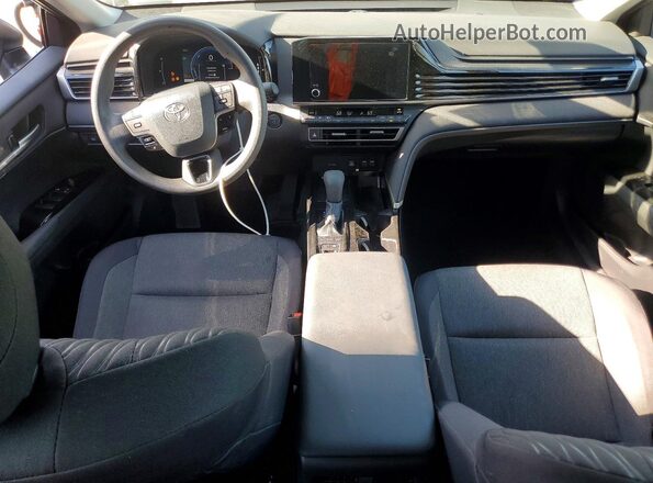 4T1DAACK8SU561619 2025 TOYOTA CAMRY Серебряный Вид панели приборов