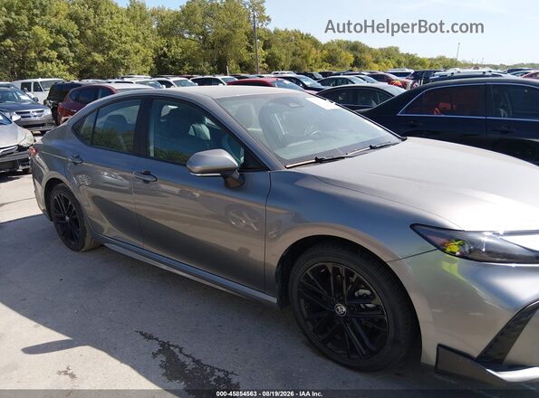 4T1DAACK8SU573155 2025 TOYOTA CAMRY Gray Widok wnętrza z tyłu