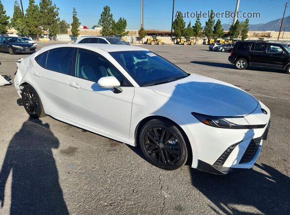 4T1DAACK8SU587878 2025 TOYOTA CAMRY White Առջևի աջ