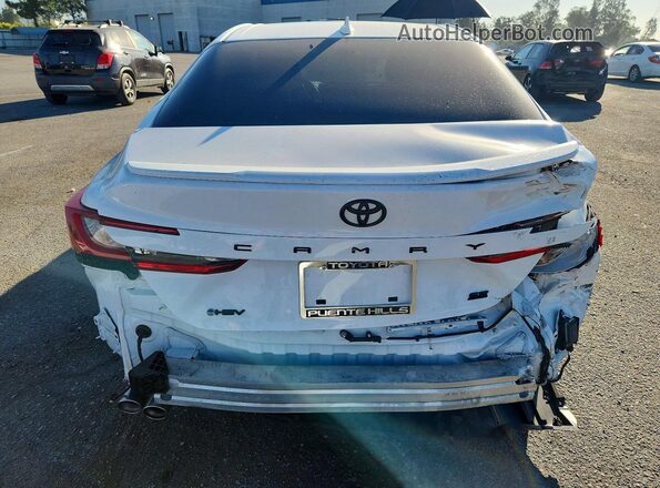 4T1DAACK8SU587878 2025 TOYOTA CAMRY White Հետևի տեսք