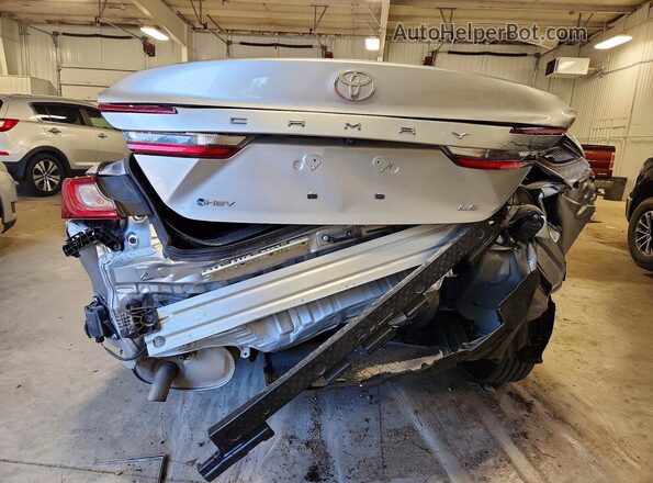 4T1DAACK8SU594474 2025 TOYOTA CAMRY Silver Вид ззаду
