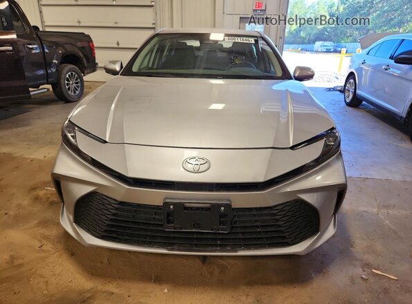 4T1DAACK8SU594474 2025 TOYOTA CAMRY Silver Вид спереду