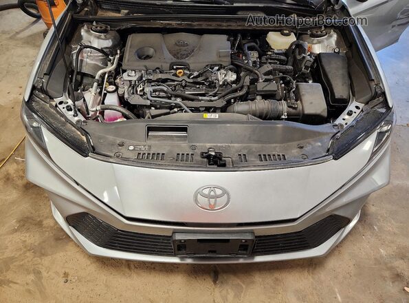4T1DAACK8SU594474 2025 TOYOTA CAMRY Silver Вид задньої частини салону