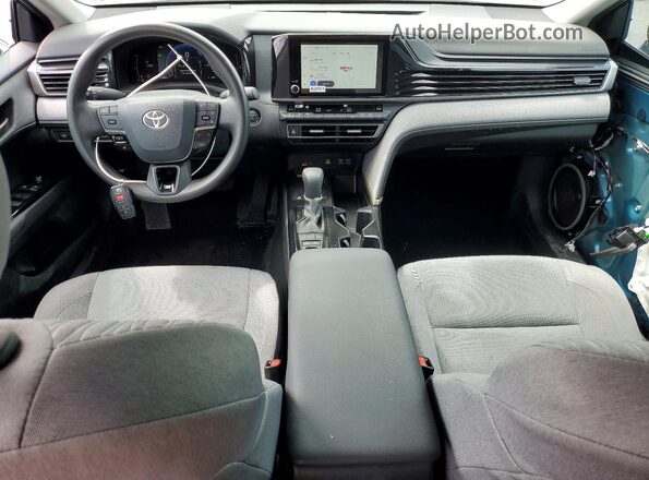 4T1DAACK8SU643608 2025 TOYOTA CAMRY Бирюзовый Вид панели приборов