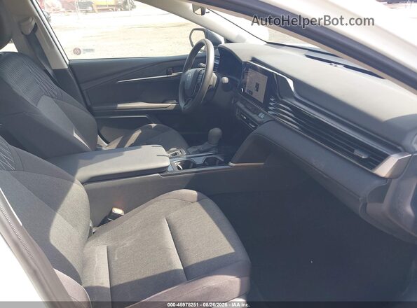 4T1DAACK8TU209464 2026 TOYOTA CAMRY White Vista interior delantera