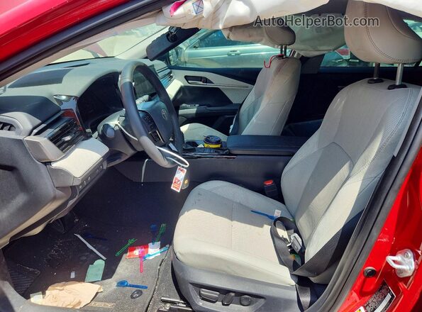4T1DAACK8TU247552 2026 TOYOTA CAMRY Красный Вид салона спереди