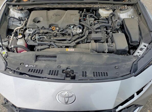 4T1DAACK9SU004038 2025 TOYOTA CAMRY Silver Rear interior view