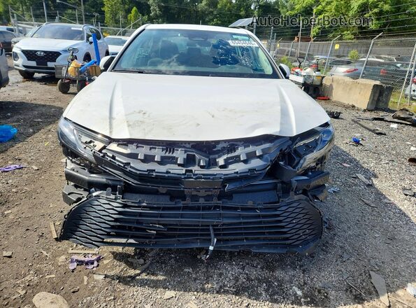 4T1DAACK9SU069391 2025 TOYOTA CAMRY Белый Вид сзади
