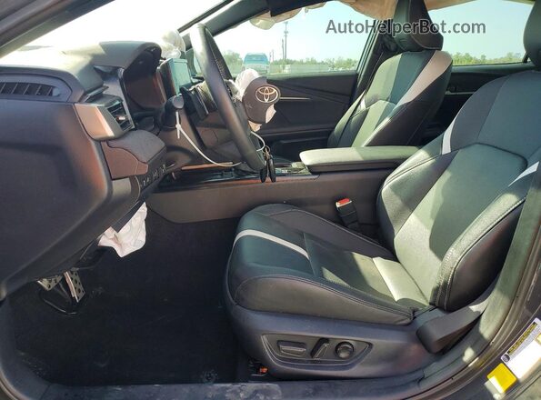 4T1DAACK9SU582950 2025 TOYOTA CAMRY Gray Front interior view