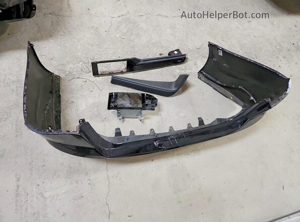 4T1DAACK9SU589946 2025 TOYOTA CAMRY Black Շարժիչի բաժամունքի տեսք