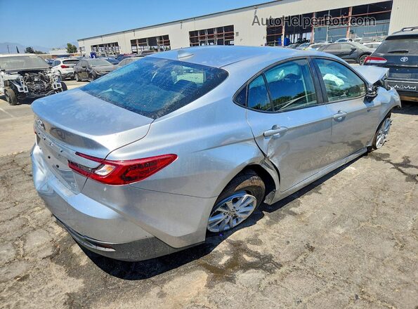4T1DAACK9TU739426 2026 TOYOTA CAMRY Silver უკანა მარჯვენა