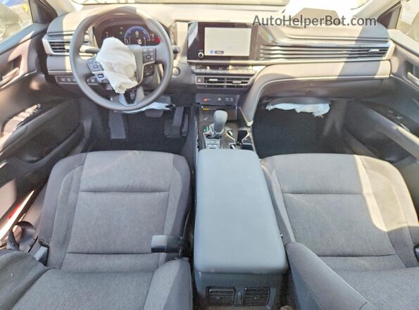 4T1DAACK9TU739426 2026 TOYOTA CAMRY Silver წინა პანელის ხედი
